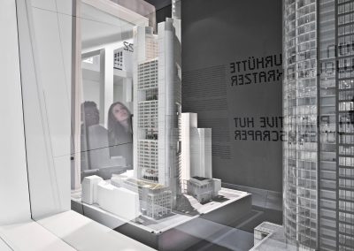 Dauerausstellung – Von der Urhütte zum Wolkenkratzer \ Foto: Norbert Miguletz, Frankfurt am Main