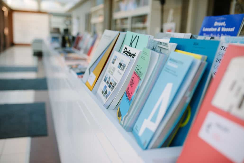 Kasse und Museumsshop \ Foto: Fritz Philipp