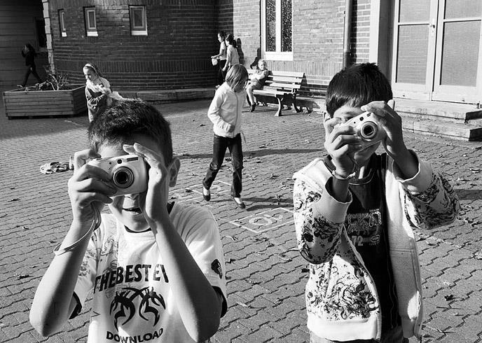 Deutsches Architekturmusuem DAM – RÄUME IN GRÜN. Von Häusern und Menschen – Jugendliche fotografieren Architektur
