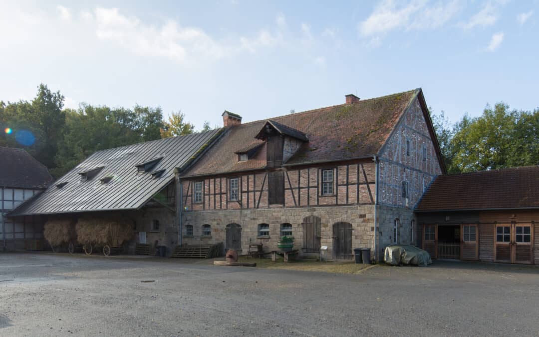 Gut bedacht – Materialien, Pflege, Reparatur von Dacheindeckungen
